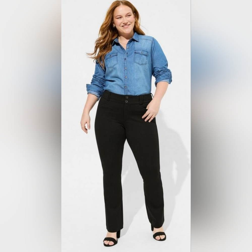 Torrid Trouser Slim Boot Studio Luxe Point Midrise Pant NWT 20S